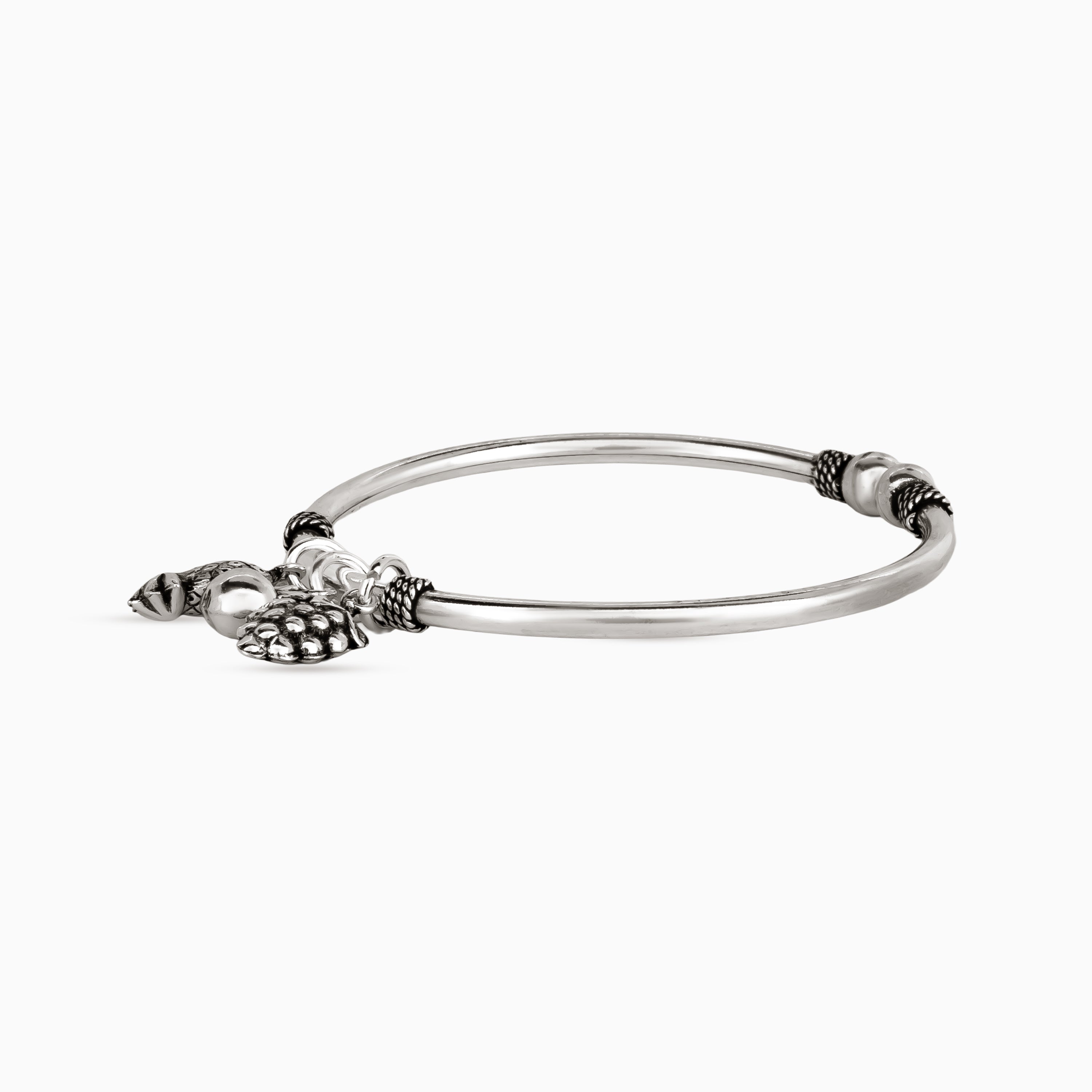 Tidal Shell Talisman Bangle