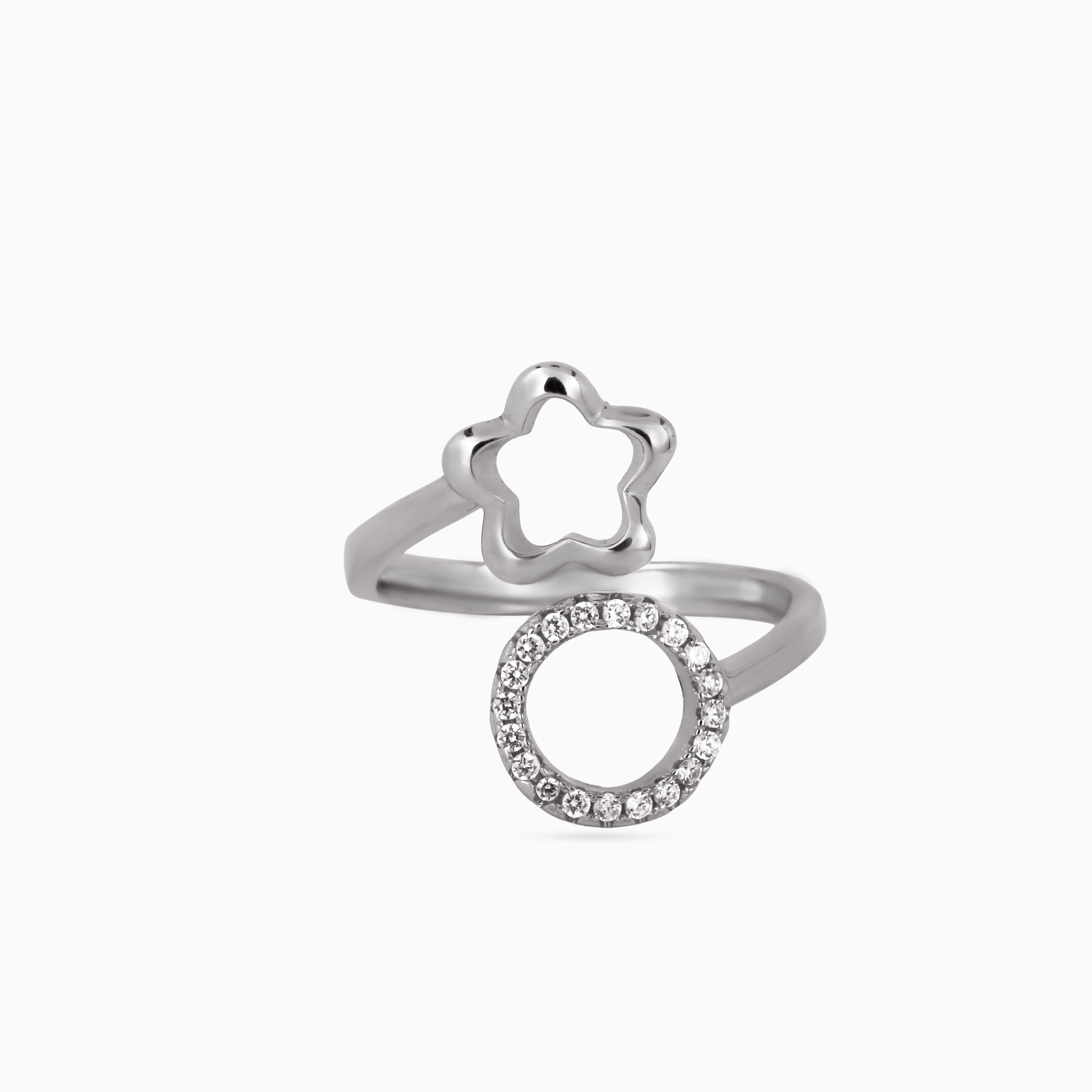 Outline Bloom & Pavé Halo Ring
