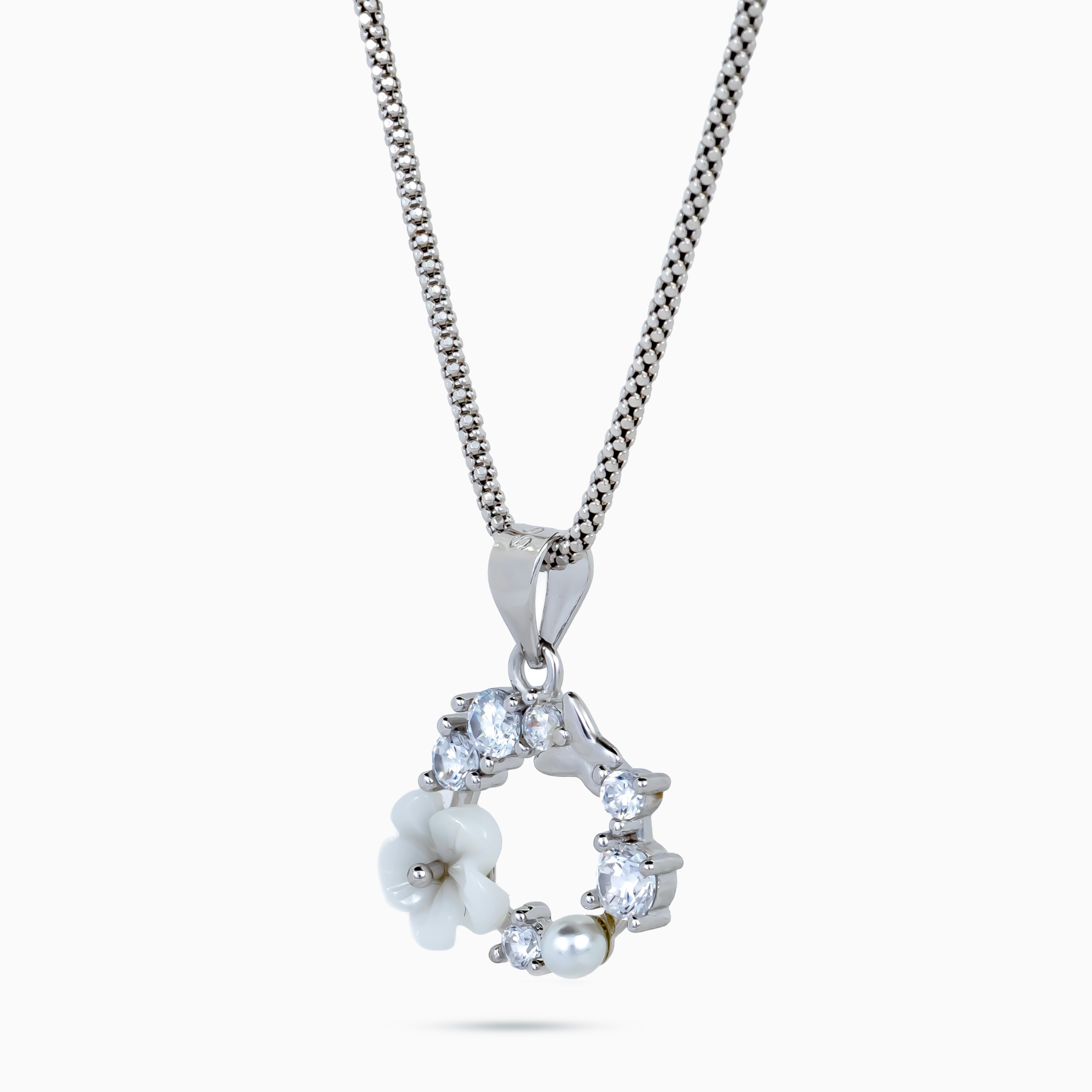 Dove Garden Wreath Pendant Set