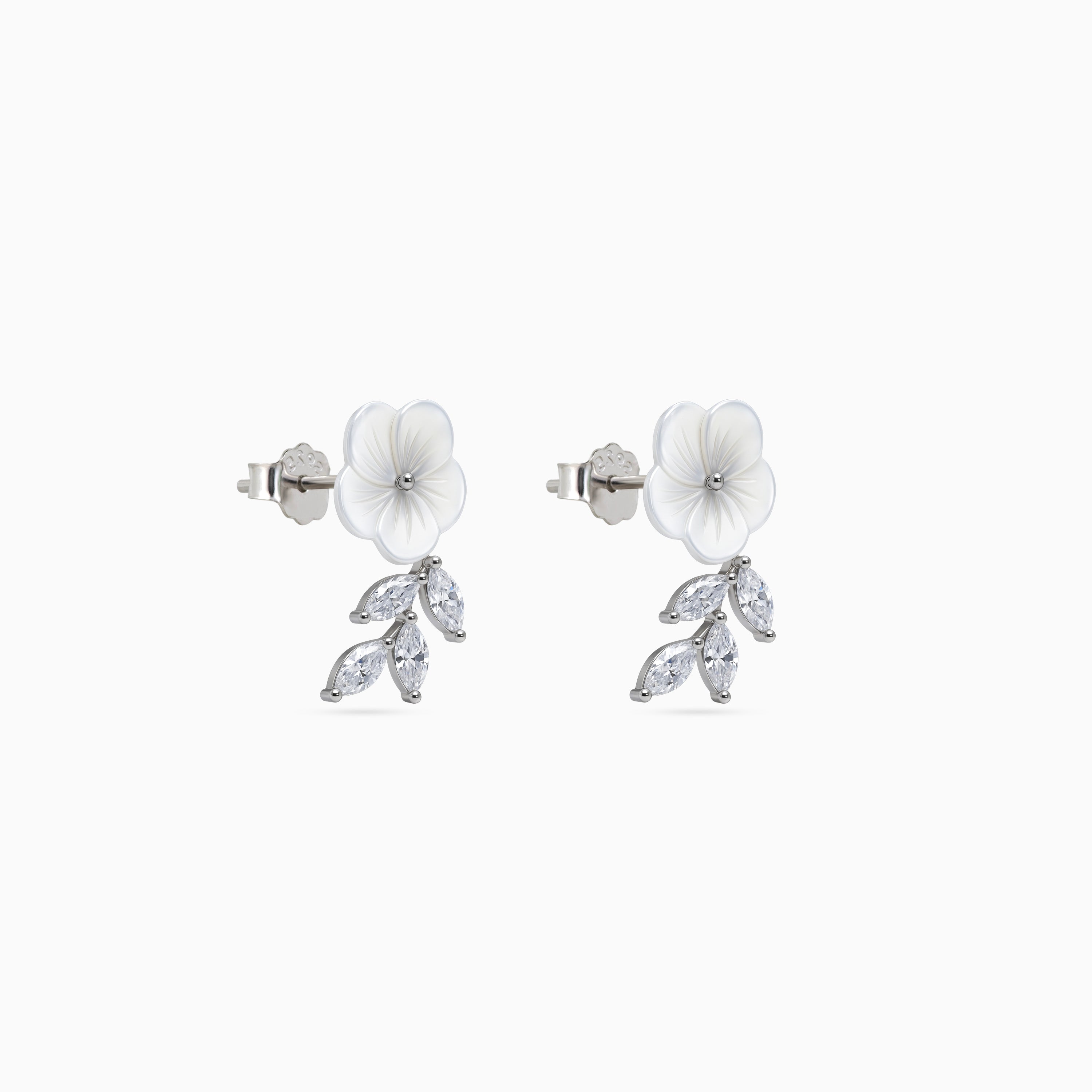 Ivory Bloom Leaf Drops