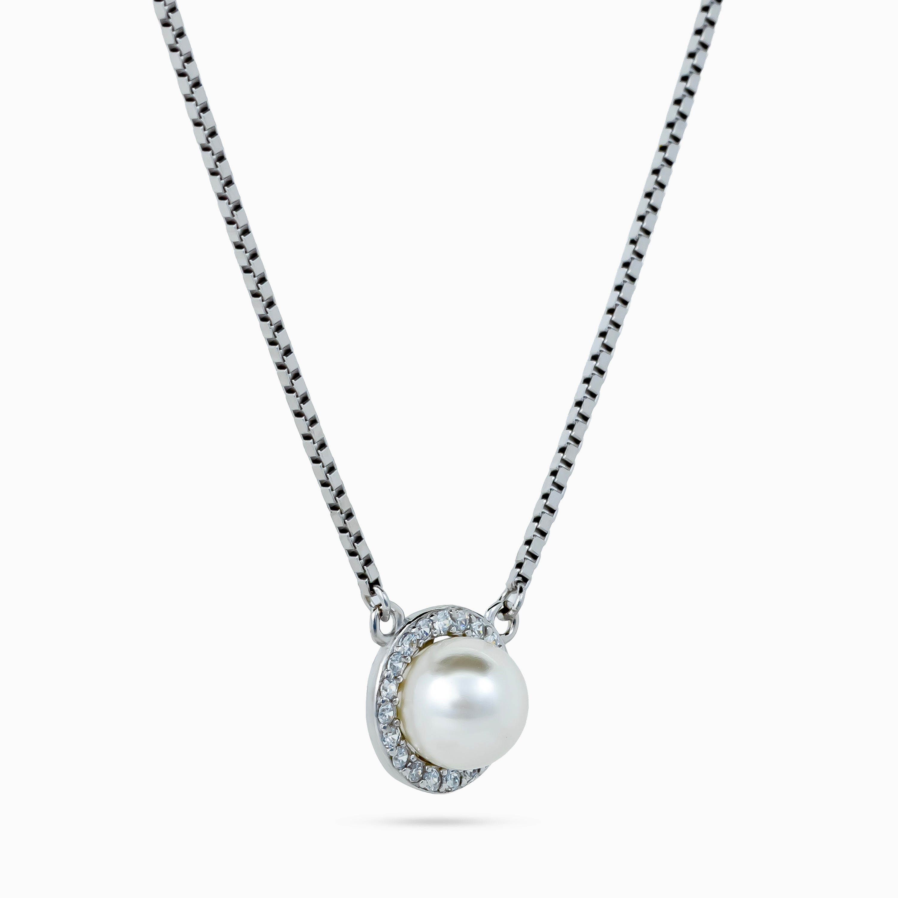 Pearl Halo Medallion Necklace