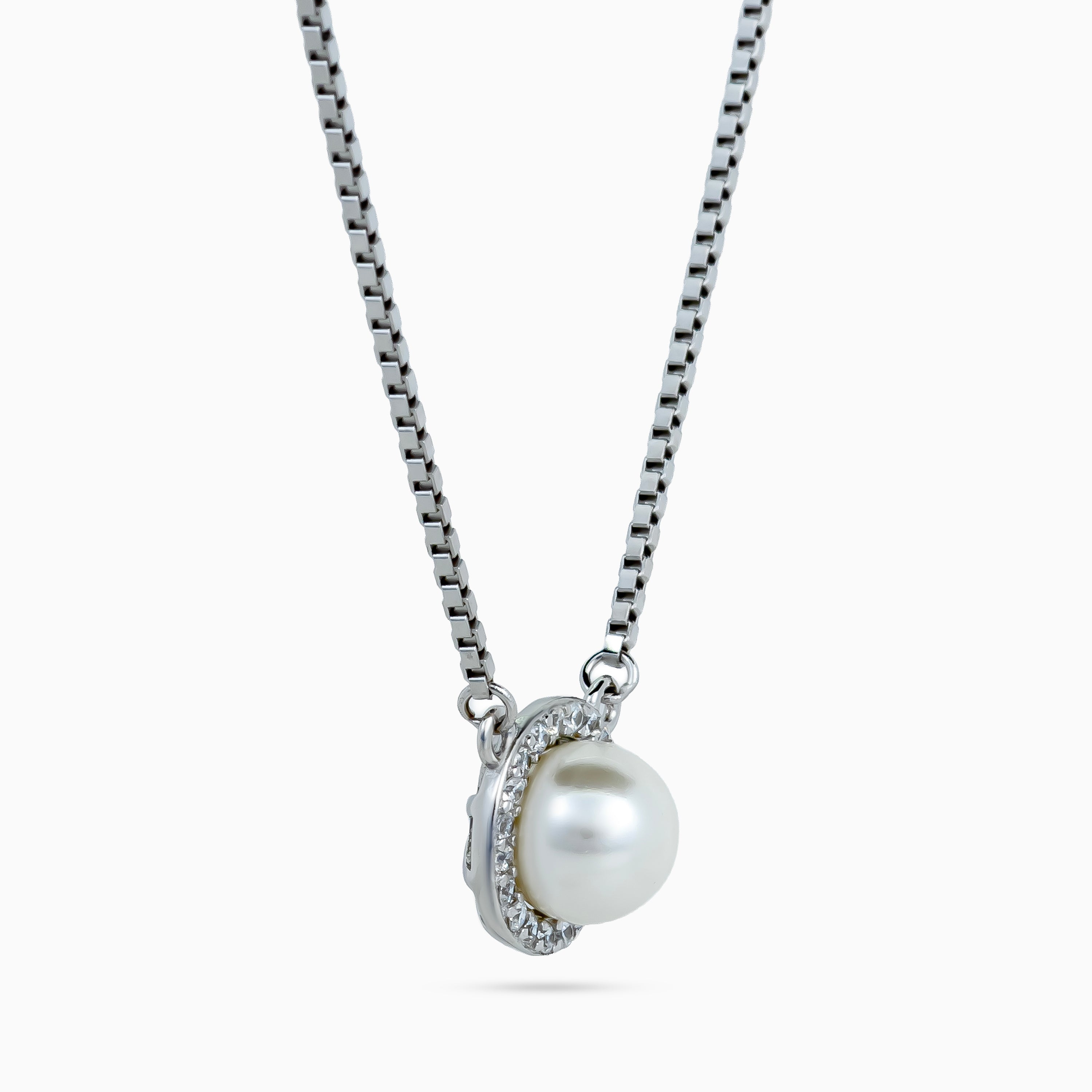 Pearl Halo Medallion Necklace