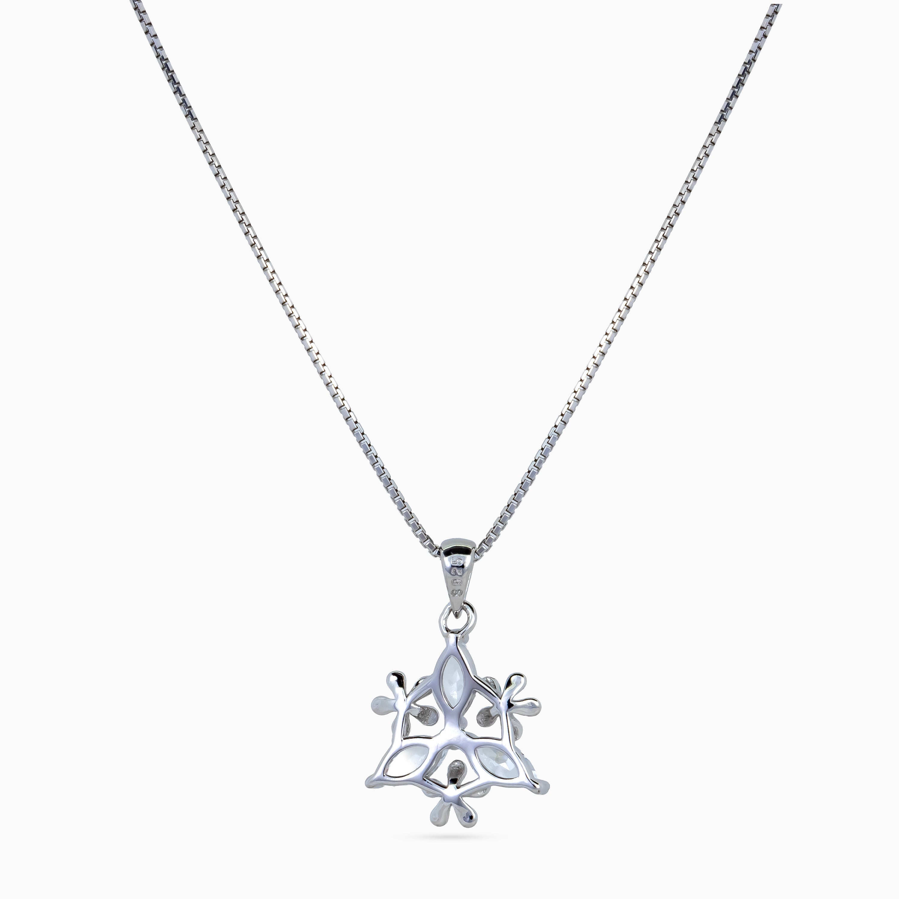 Meadow Trio Bloom Necklace