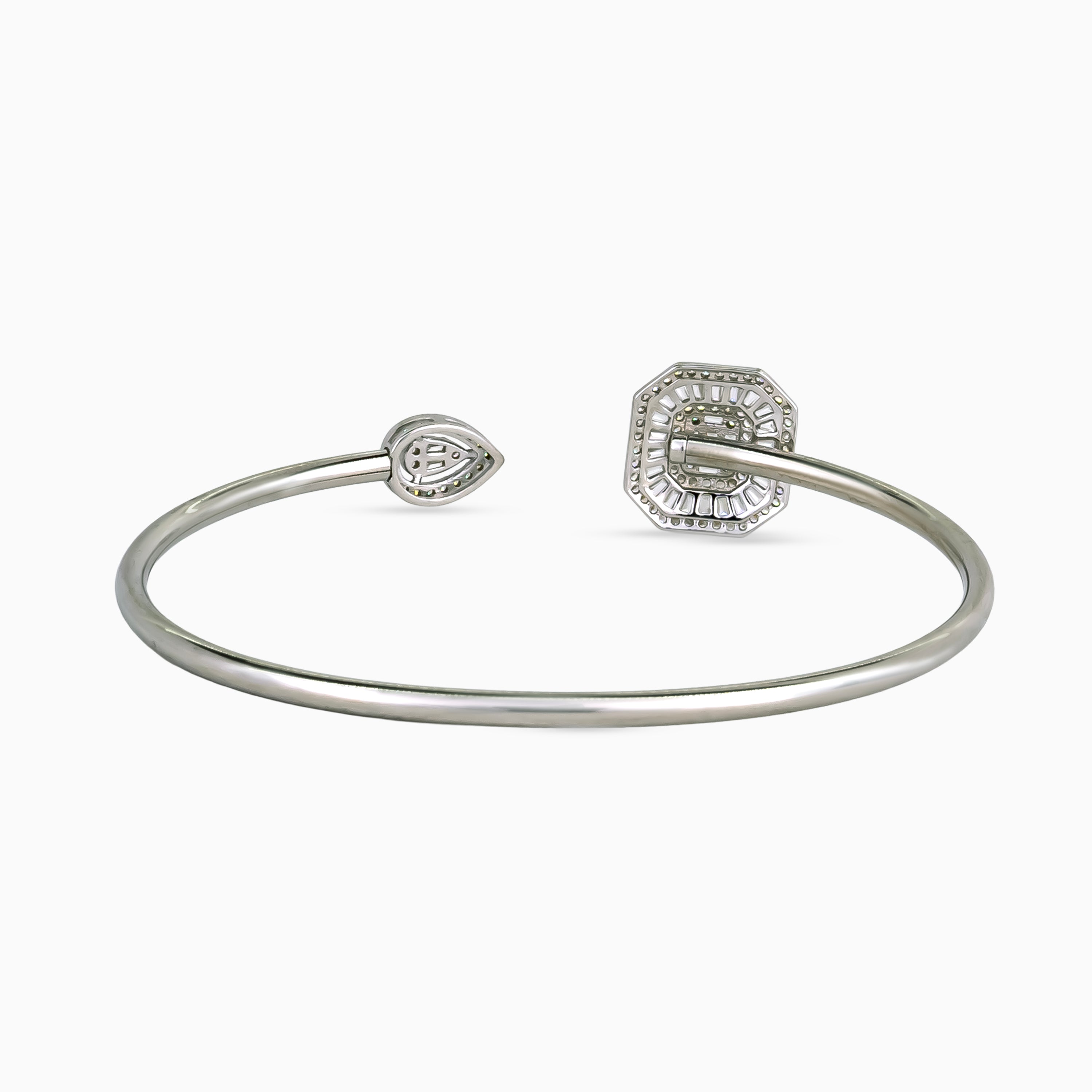 Blush Papillon Dewdrop Bangle
