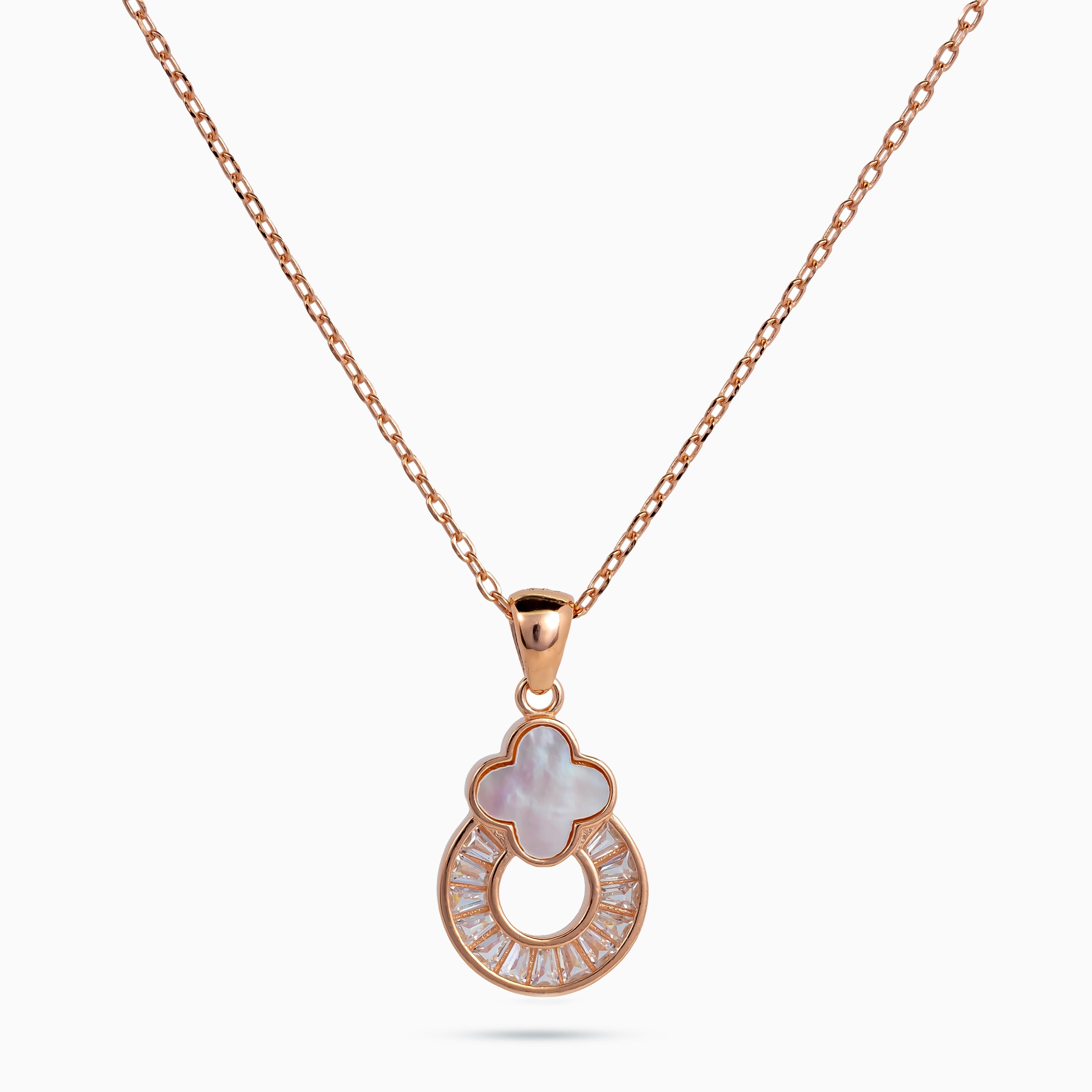 women’s 925 silver clover halo pendant necklace, rhodium finish, mother-of-pearl clover over baguette-set open halo, 46 cm + 5 cm adjustable