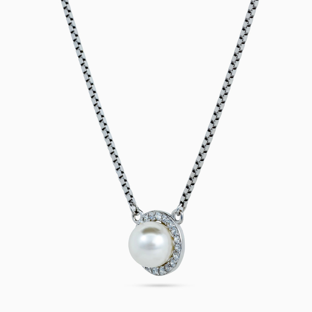 Pearl Halo Medallion Necklace