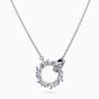 Rosy Laurel Spinner Necklace
