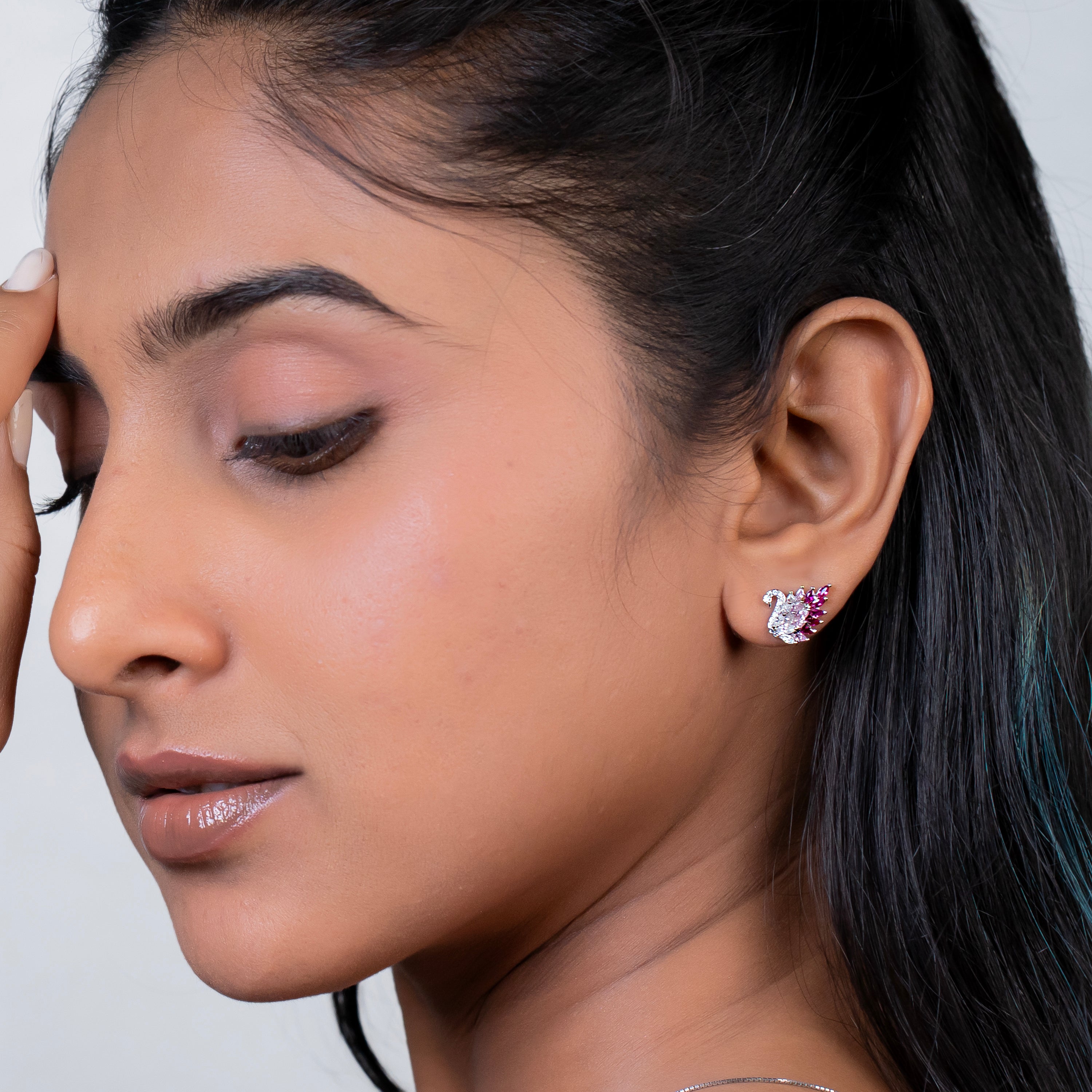 Fuchsia Plume Swan Pendant Set