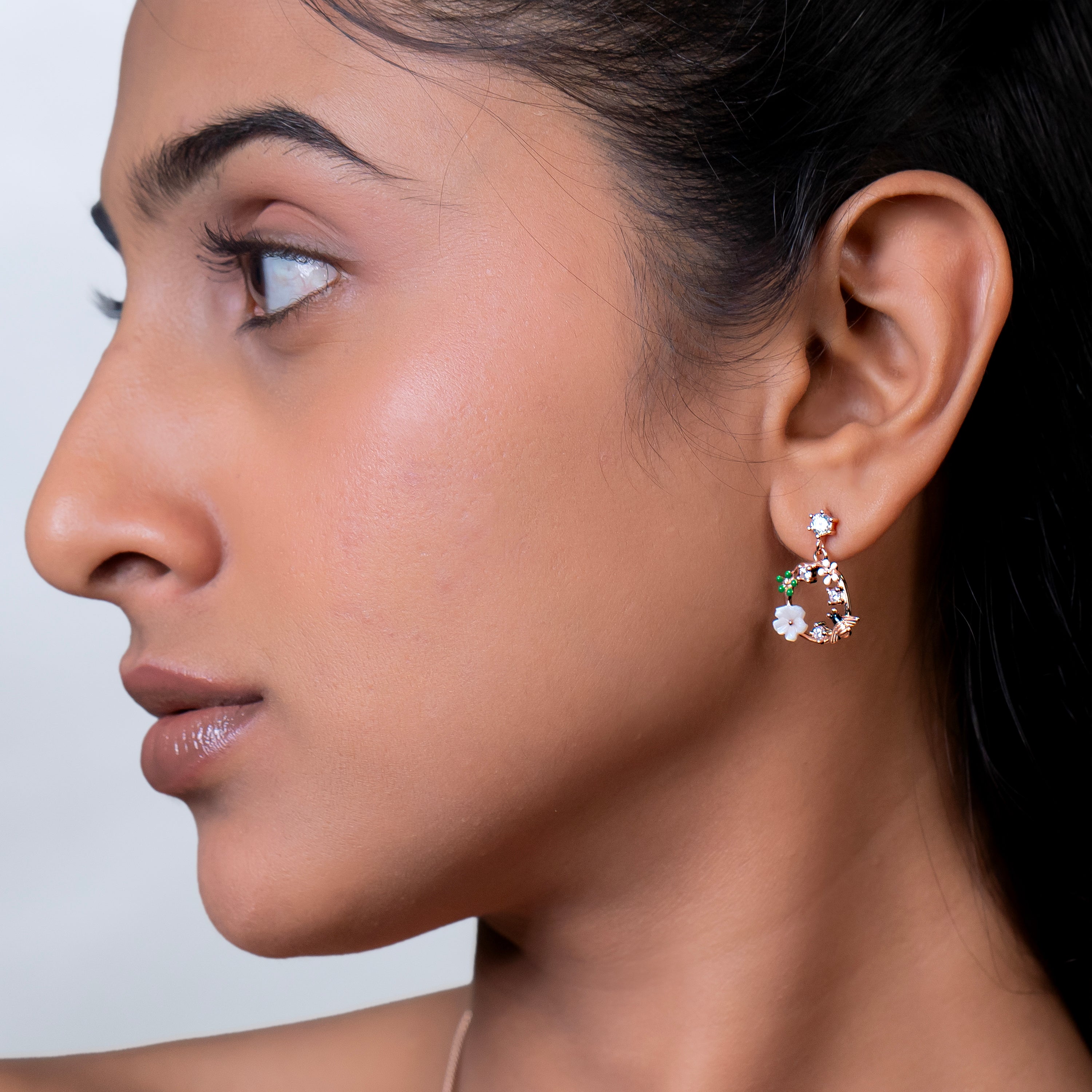 Honey Blossom Wreath Pendant Set