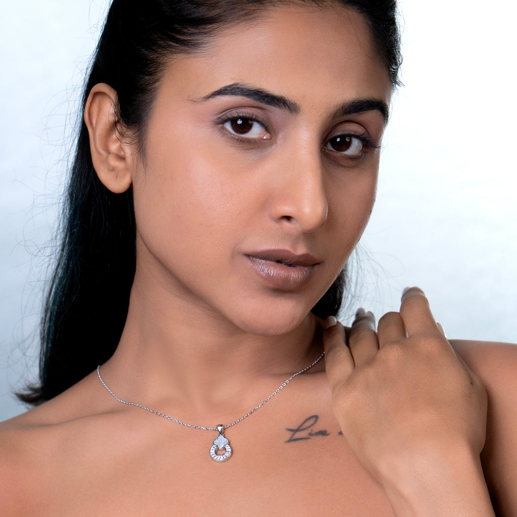 Opaline Clover Baguette Pendant