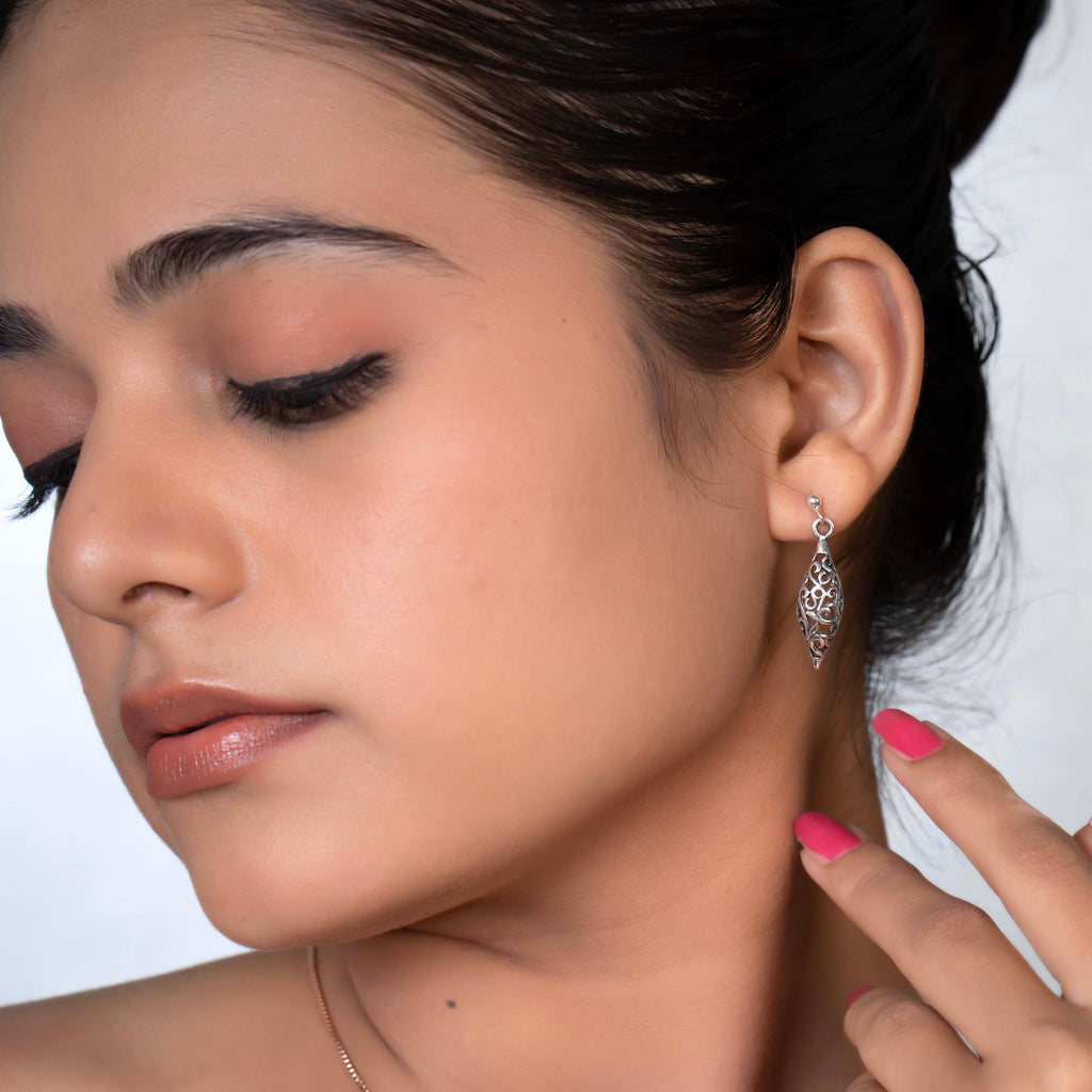 Heritage Filigree Leaf Drops