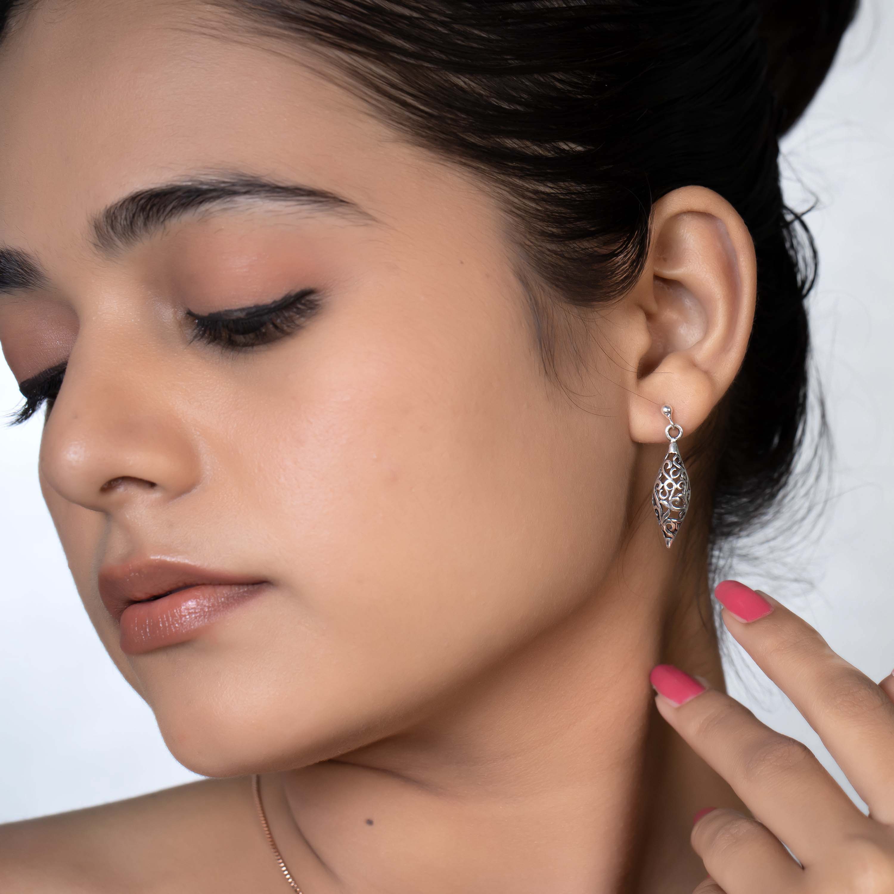 Heritage Filigree Leaf Drops