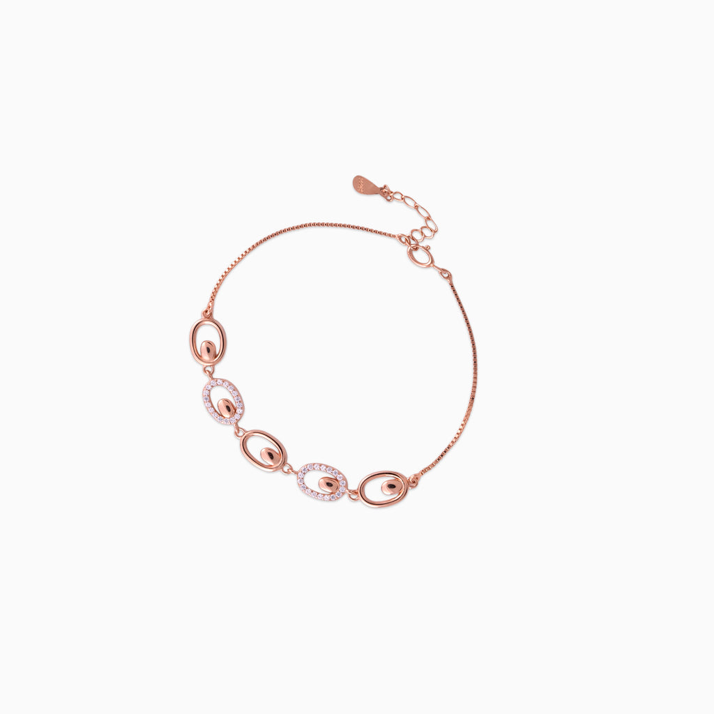 Pavé Oval Orbit Bracelet