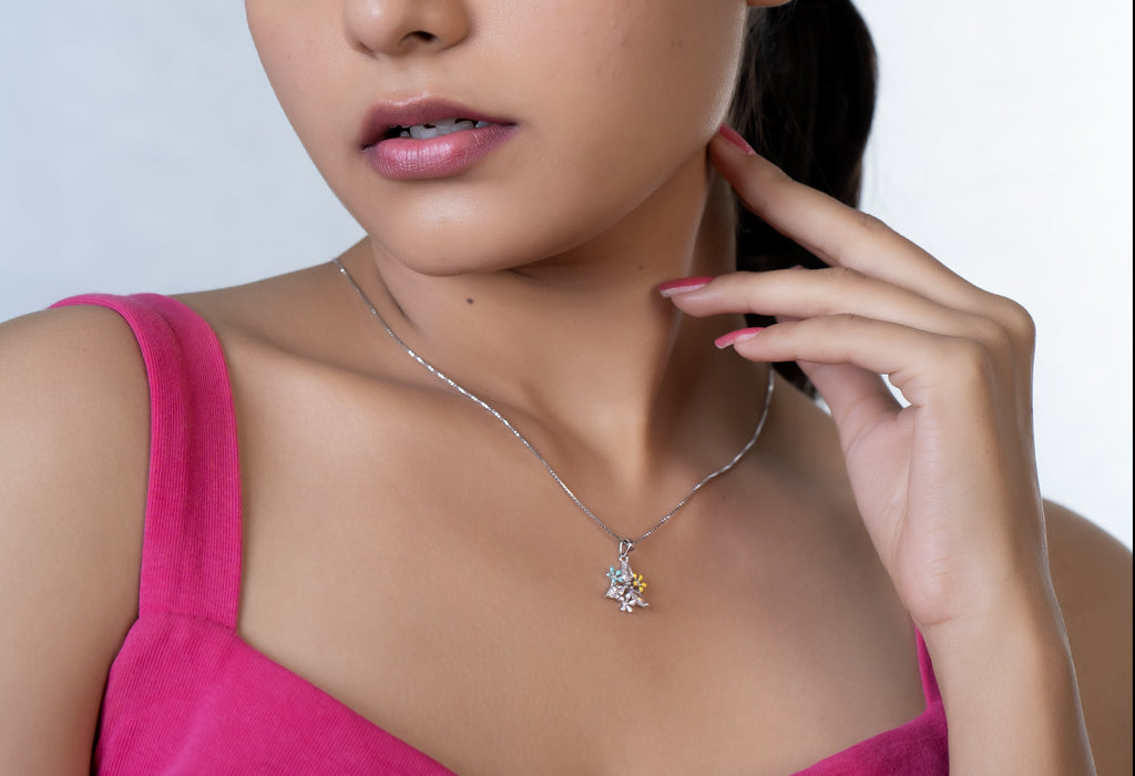 Meadow Trio Bloom Necklace