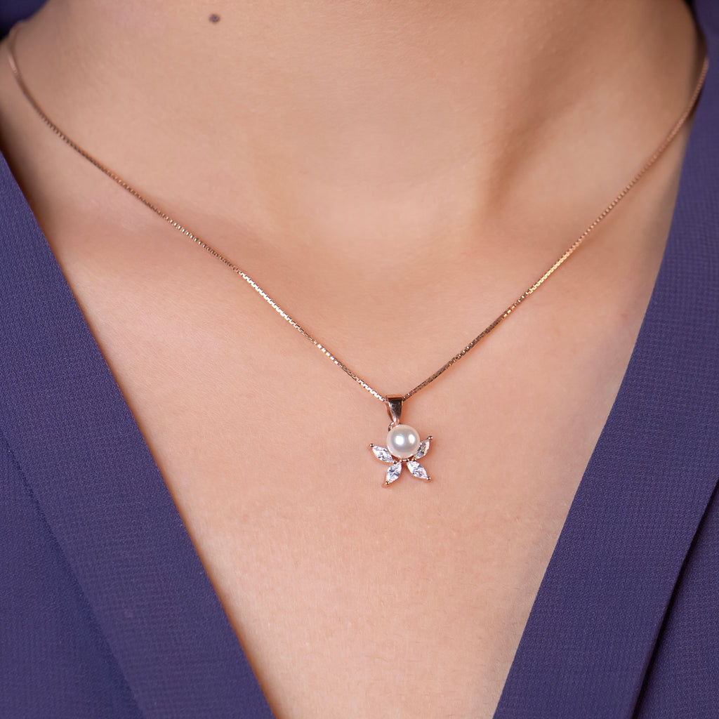 Pearl Bloom Necklace